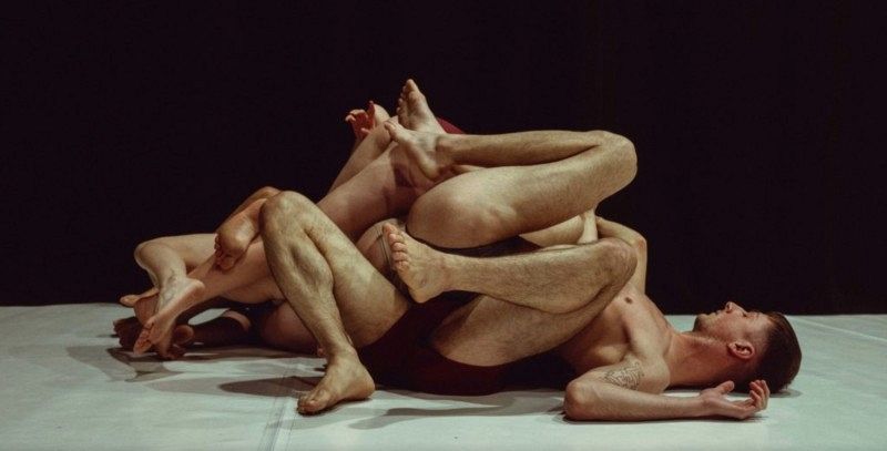 Intertwined bodies